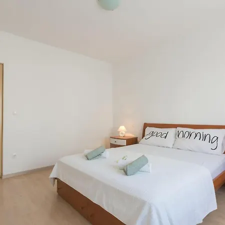 Gorgeous In With Wifi Apartman Novi Vinodolski